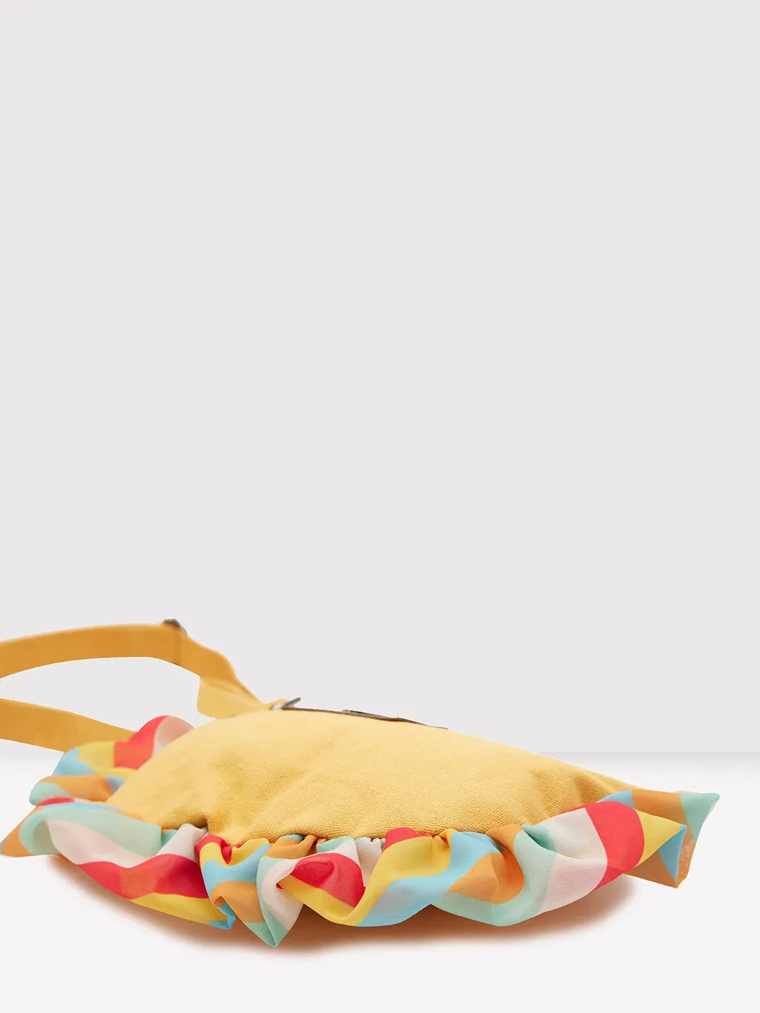 Caprese Oakley Medium Sling Red