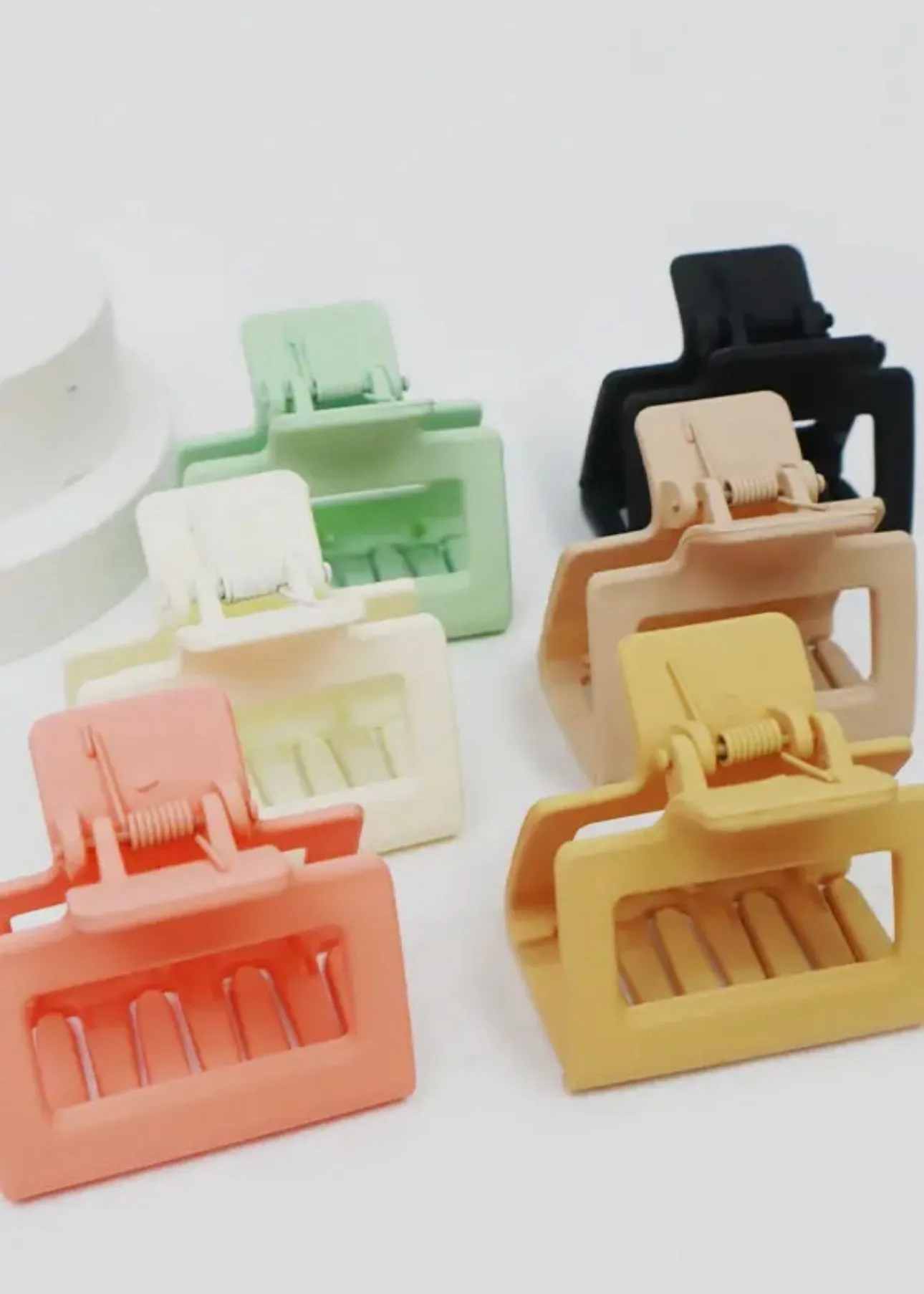 Matte Rectangle Cutout Hair Claws
