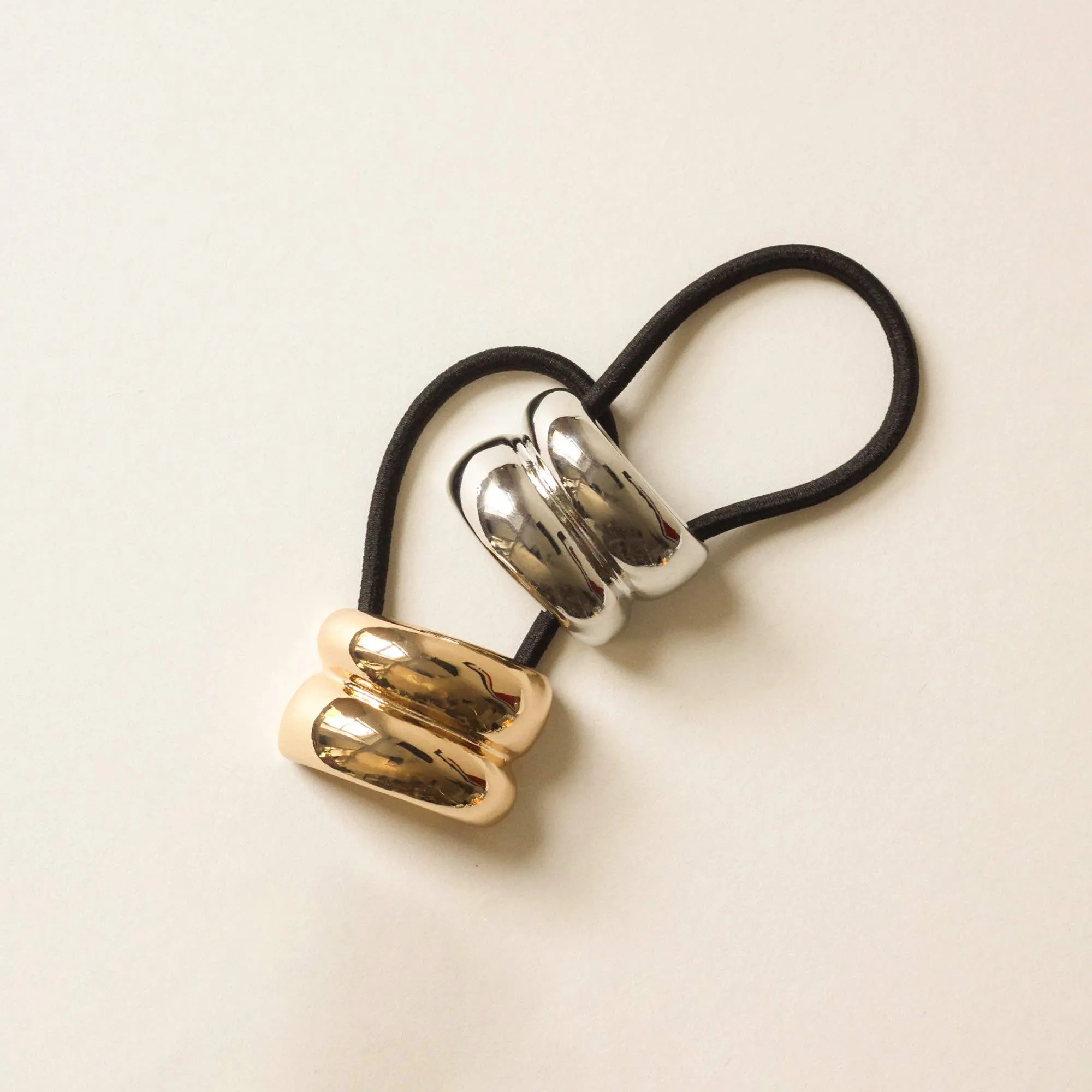 MINI DOUBLE ARCH METAL PONYTAIL HAIR TIE | GOLD