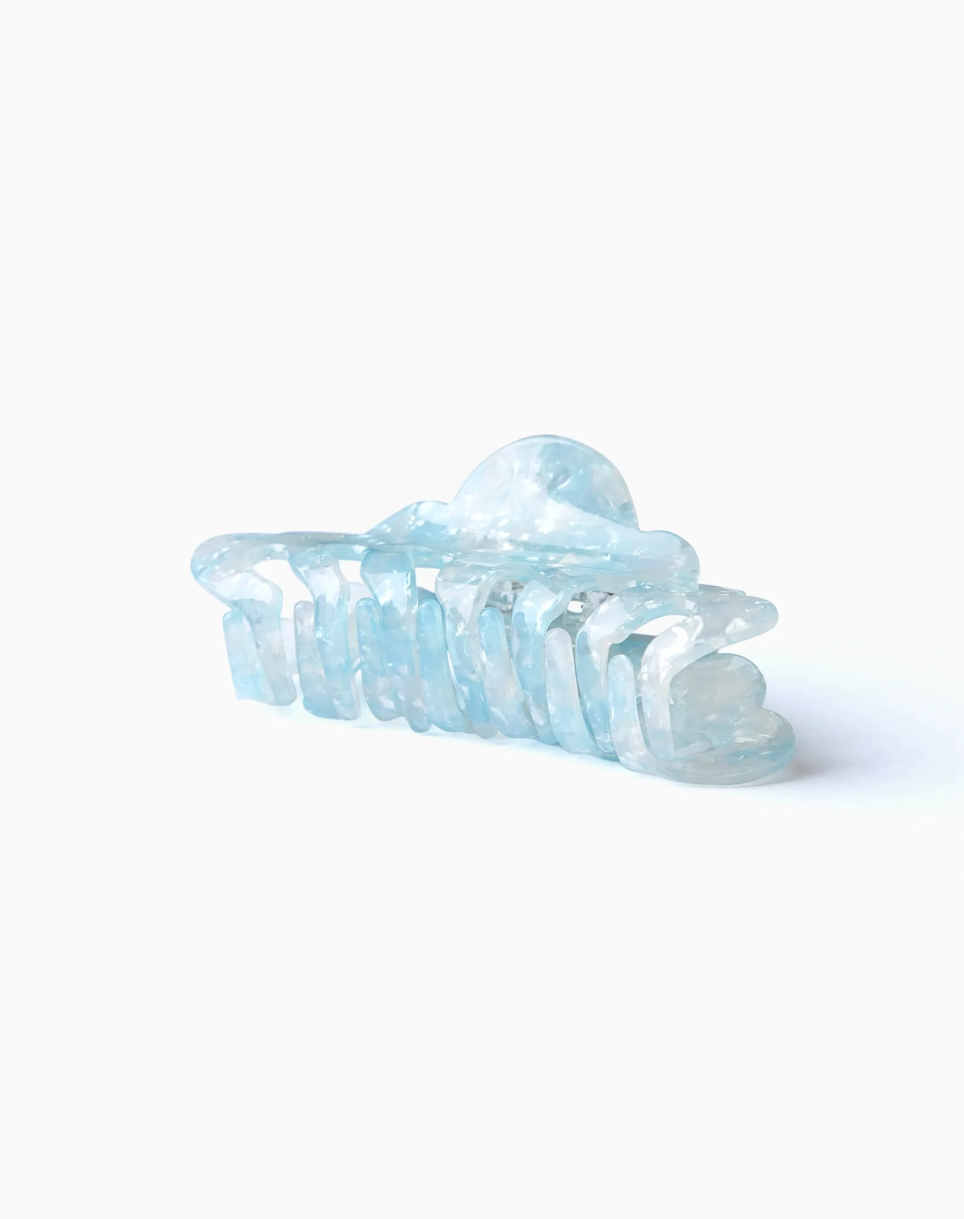 Valvia Hair Claw in White Pearl